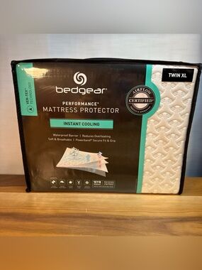 NEW Bedgear Twin XL Ver-Tex Instant Cooling Performance Mattress Protector